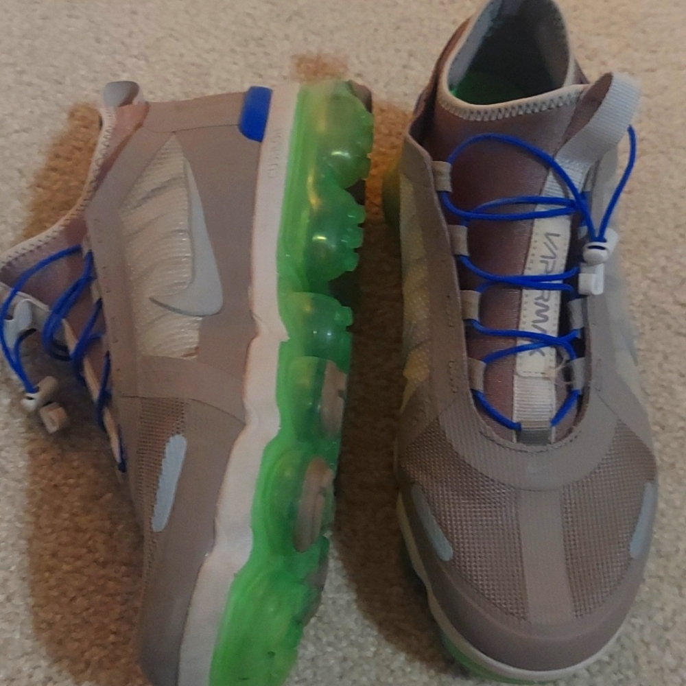 Nike Vapor Max size 7 mens/youth